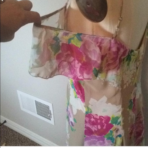 Nasty Gal XS Tan Floral Maxi Dress - Picture 4 of 6